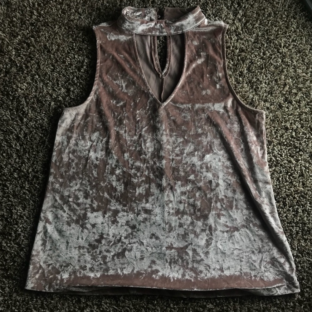 🔮Velvet Tank🔮 - Picture 2 of 5